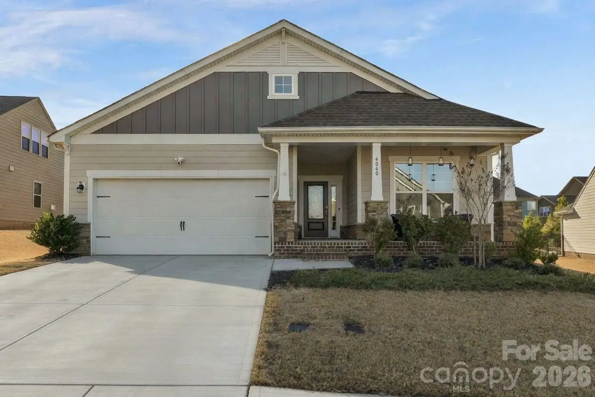 4040 Deep River Way, Waxhaw, NC 28173 - #1