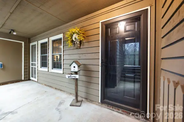 3929 Colony Crossing Drive, Charlotte, NC 28226