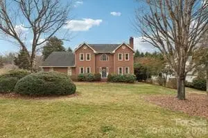 113 Forest Avenue Ne, Valdese, NC 28690 - #3