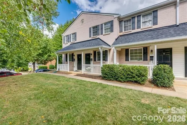 1224 Green Oaks Lane #B, Charlotte, NC 28205