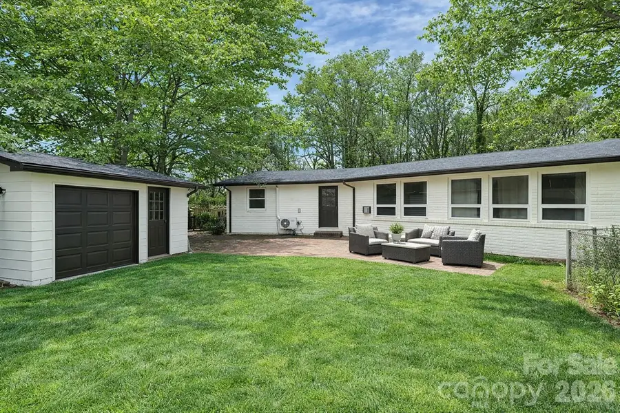 3801 Castlerock Drive, Charlotte, NC 28215 - #2