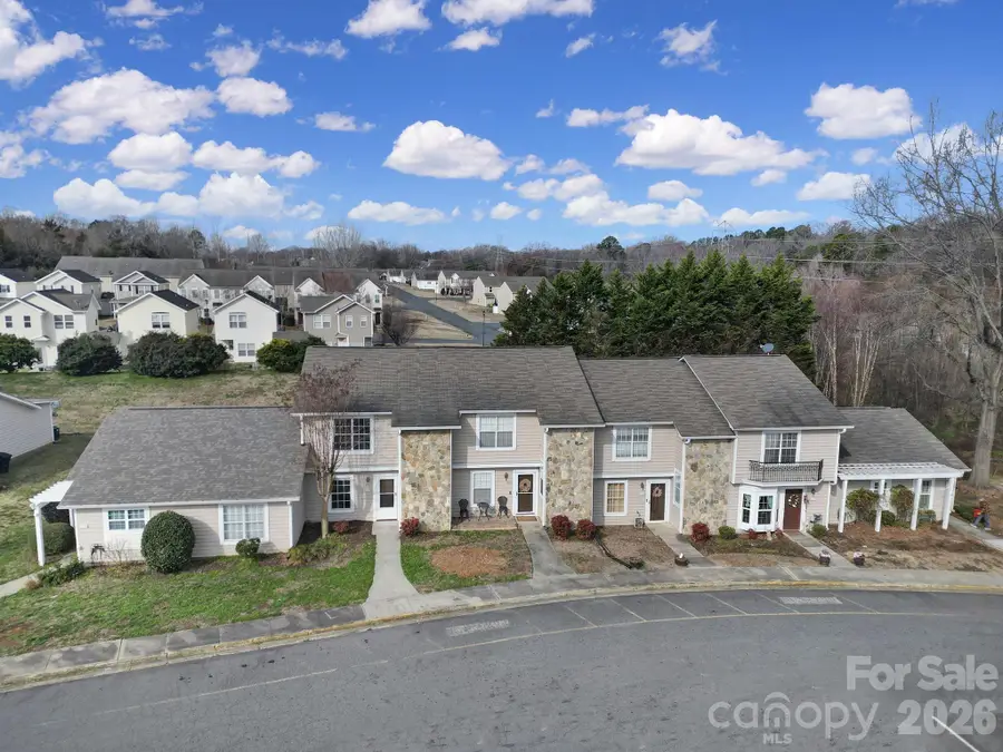 405 Heritage Parkway, Fort Mill, SC 29715 - #2