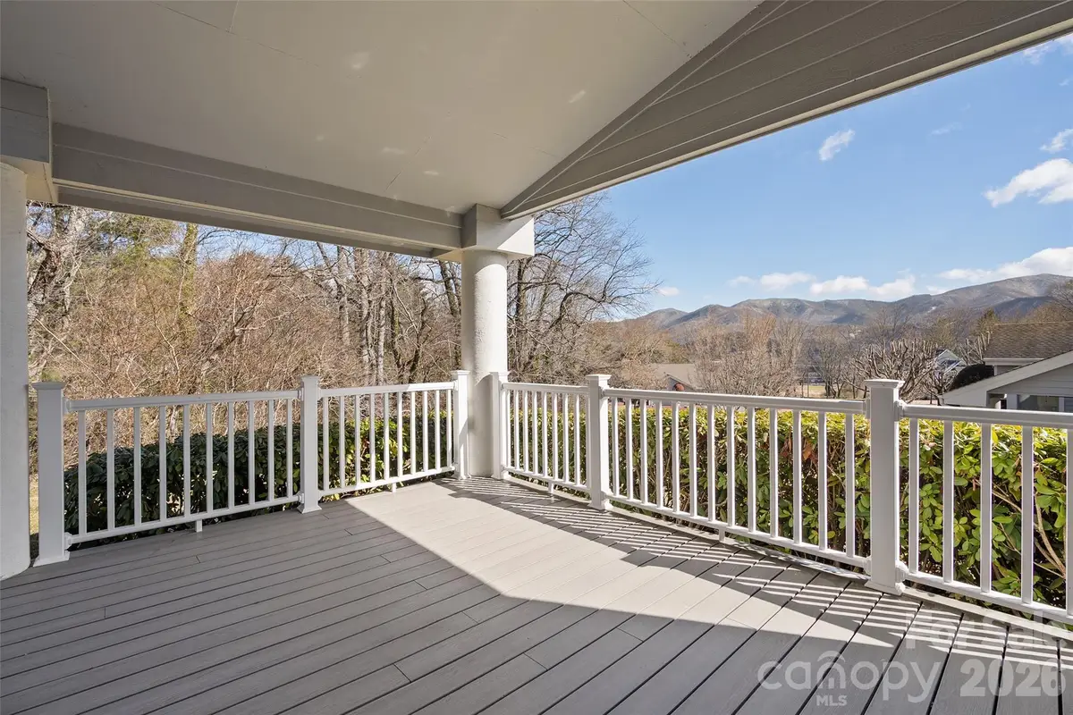 100 Meadowind Court, Waynesville, NC 28786 - #1
