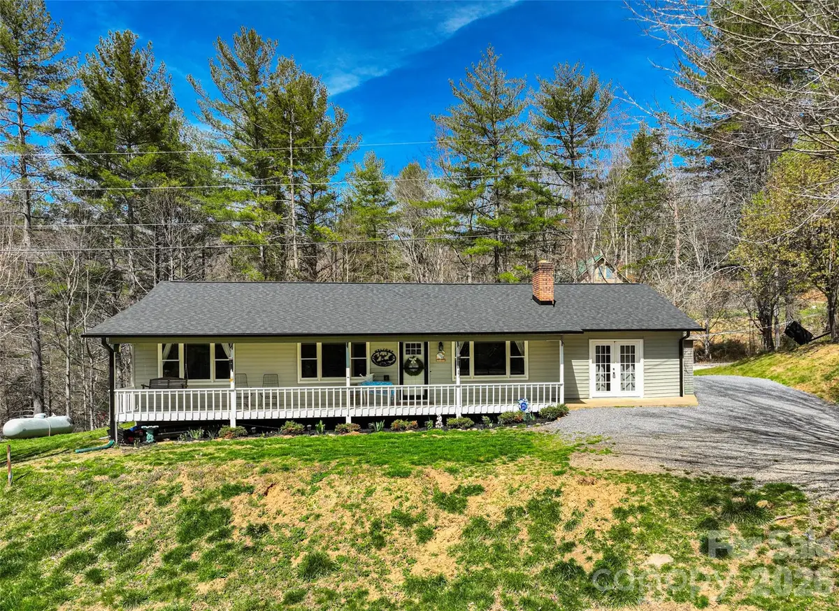 101 Hunters Ridge Road, Burnsville, NC 28714 - #1