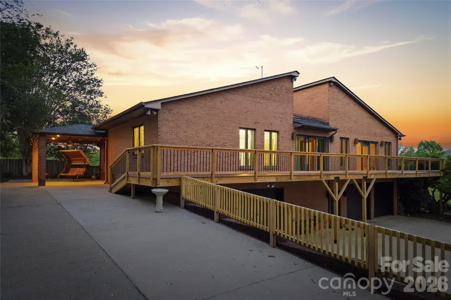 213 Hospital Avenue, Lenoir, NC 28645 - #3
