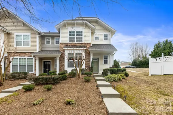 3204 Kemptown Square, Waxhaw, NC 28173