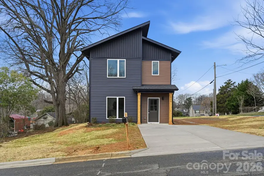 509 Beard Street, Monroe, NC 28110 - #2