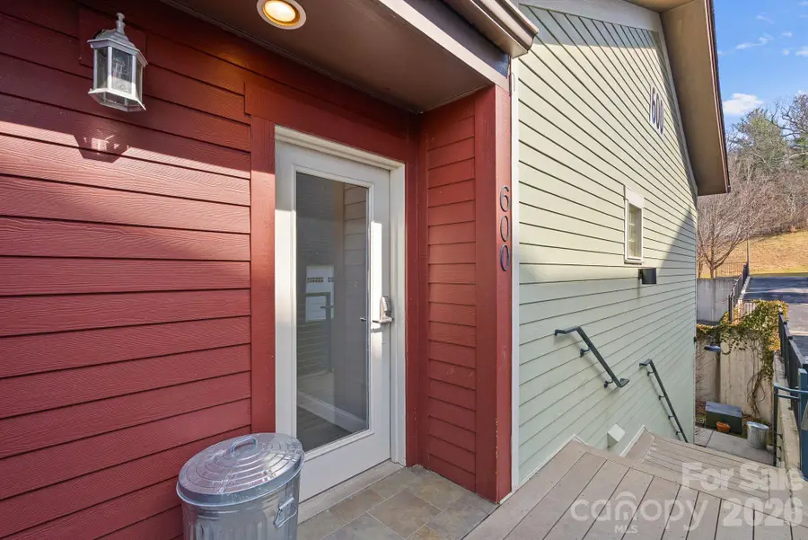 600 N Skyloft Drive #202, Asheville, NC 28801 - #3