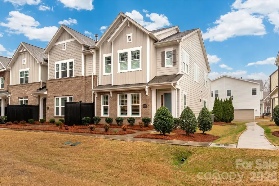 10026 Wayfair Meadow Court, Charlotte, NC 28277 - #3