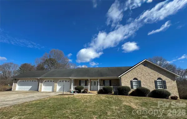 201 Midway Park Lane, Taylorsville, NC 28681