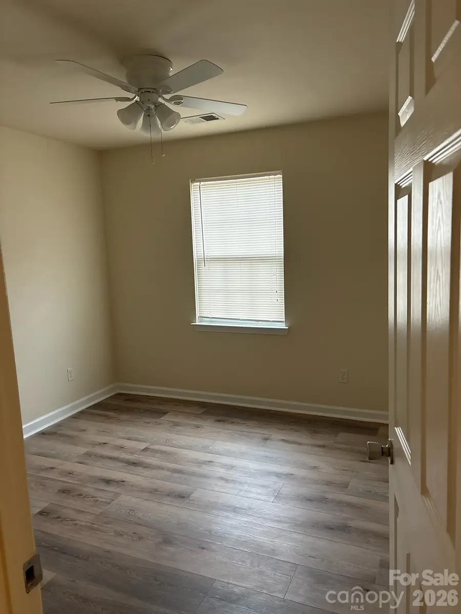 7515 Woodknoll Drive, Charlotte, NC 28217 - #3