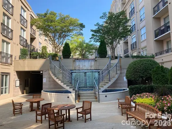 1315 East Boulevard #610, Charlotte, NC 28203