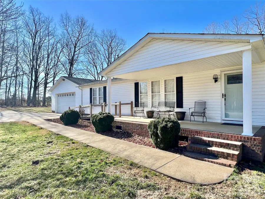 214 Heritage Circle, Taylorsville, NC 28681 - #3