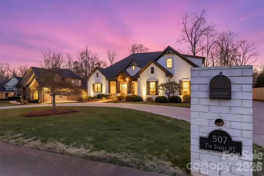 507 7th Street Ne #29, Conover, NC 28613 - #2