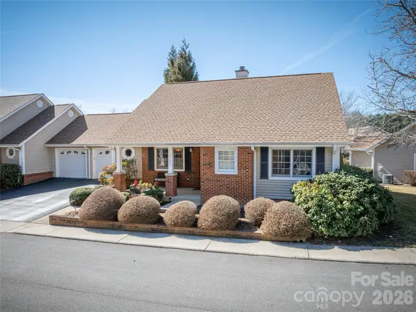 1107 Citation Circle, Hendersonville, NC 28739