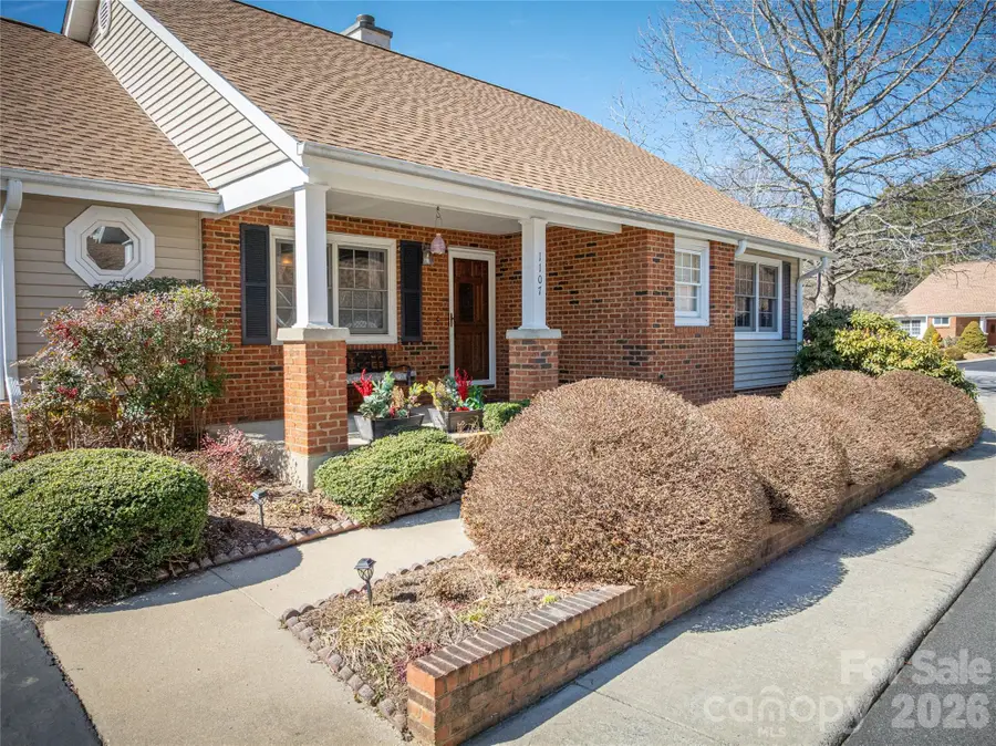 1107 Citation Circle, Hendersonville, NC 28739 - #3