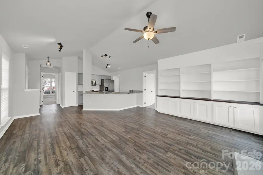 112 N Woodcliff Lane, Mount Holly, NC 28120 - #3