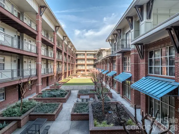 1101 W 1st Street #211, Charlotte, NC 28202