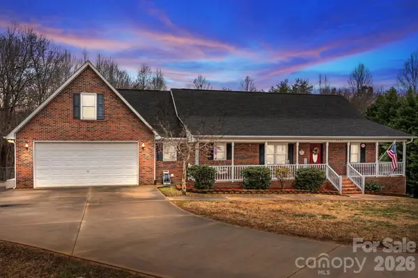 3156 Teresa Drive, Lincolnton, NC 28092