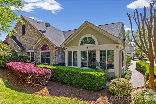 768 Ledgestone Court, Tega Cay, SC 29708
