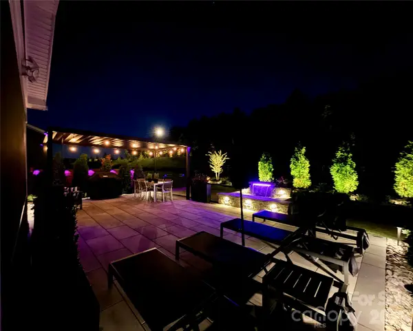 5212 Glenwalk Drive, Charlotte, NC 28269