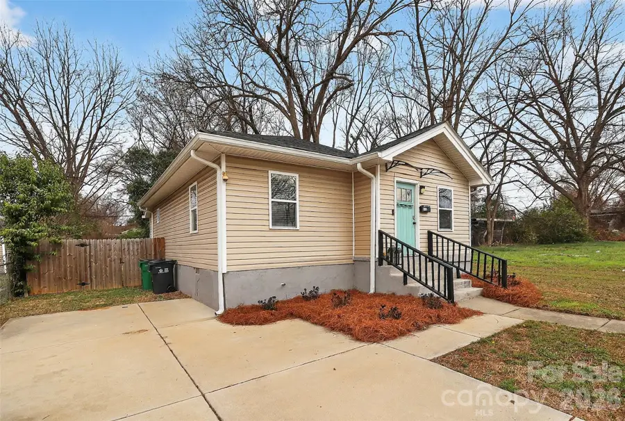112 Oregon Street, Charlotte, NC 28208 - #2
