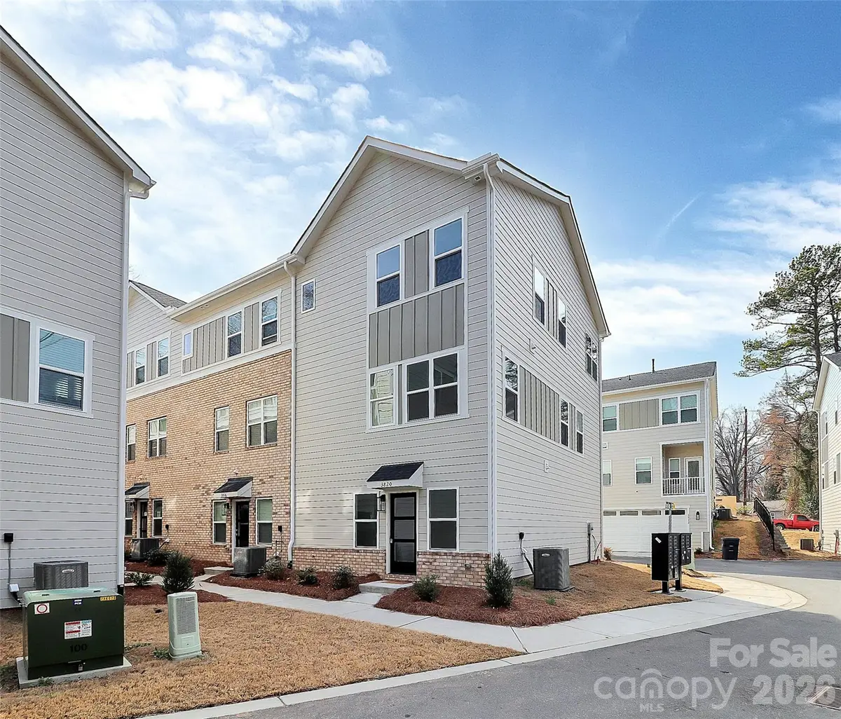 3820 Odom Way, Charlotte, NC 28208 - #1