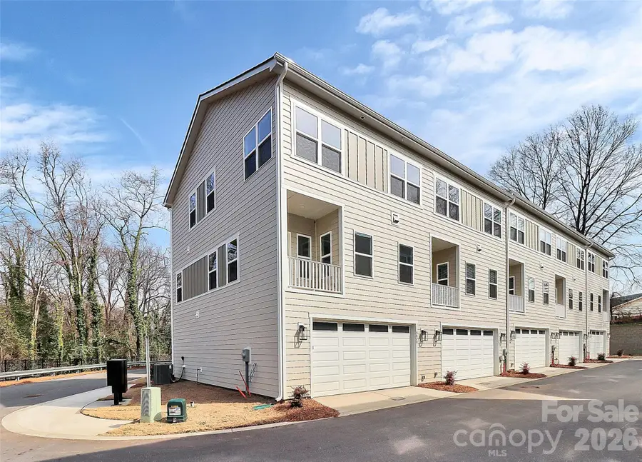 3820 Odom Way, Charlotte, NC 28208 - #2