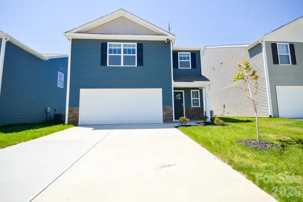 105 Lauren Lane, Hendersonville, NC 28792