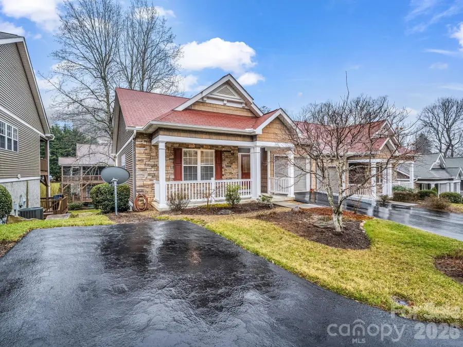 25 Coldwater Lane, Laurel Park, NC 28739 - #2