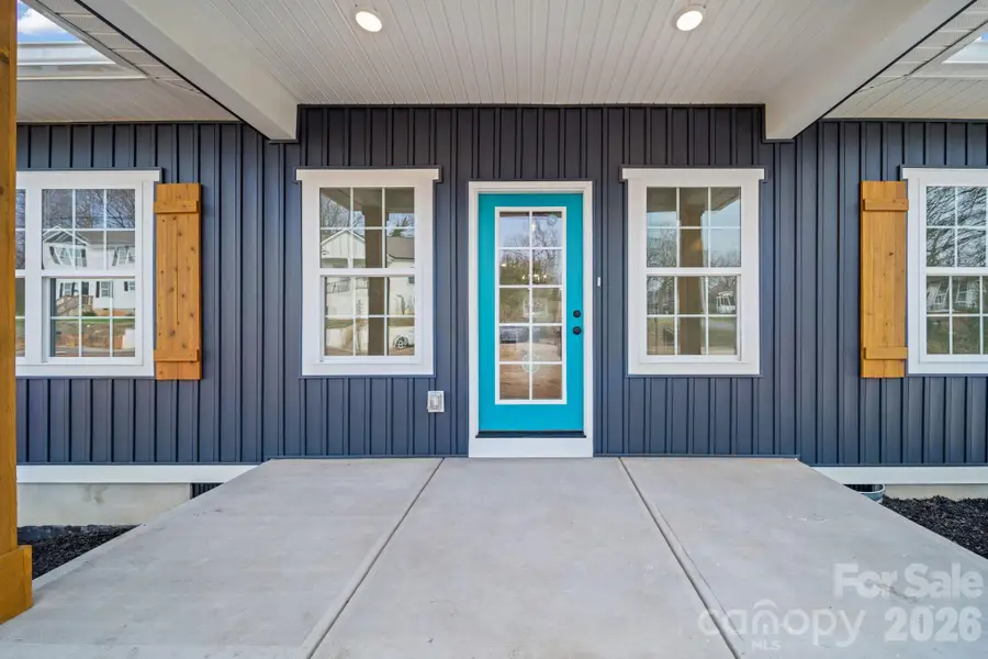 412 S Hill Street, Gastonia, NC 28052 - #3