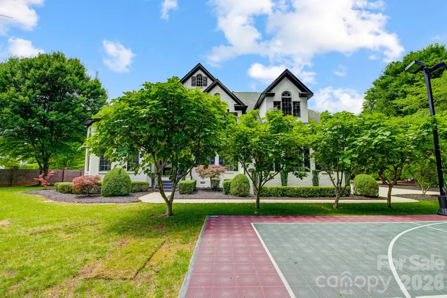 8707 Fairview Road, Charlotte, NC 28226 - #2