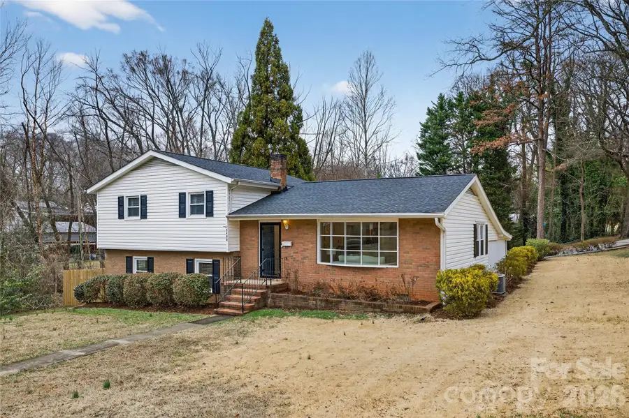 3400 Driftwood Drive, Charlotte, NC 28205 - #2