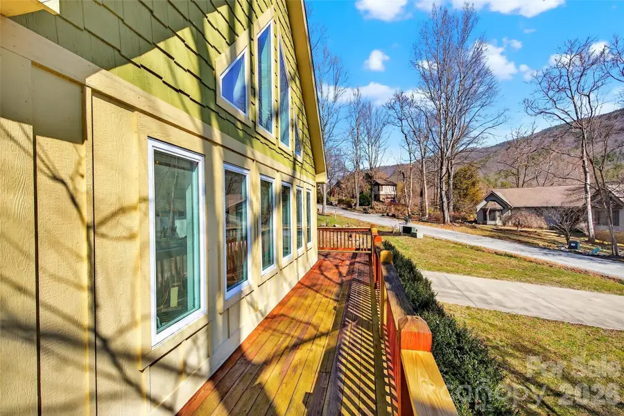 741 Blue Ridge Drive N, Marion, NC 28752 - #2