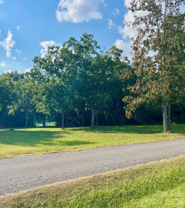 2004 Discover Road, Blackstock, SC 29014