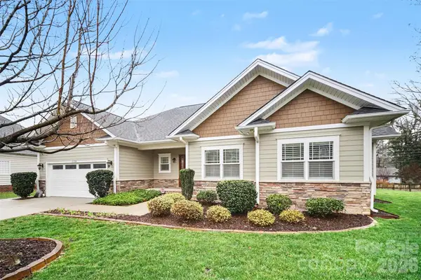 1139 Moray Court, Charlotte, NC 28211