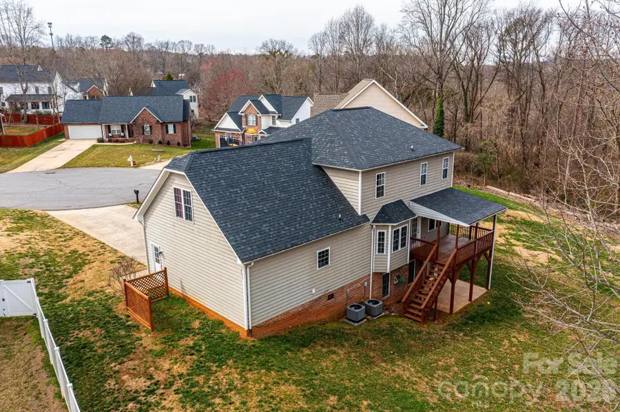 2640 Ironwood Drive, Hickory, NC 28602 - #2