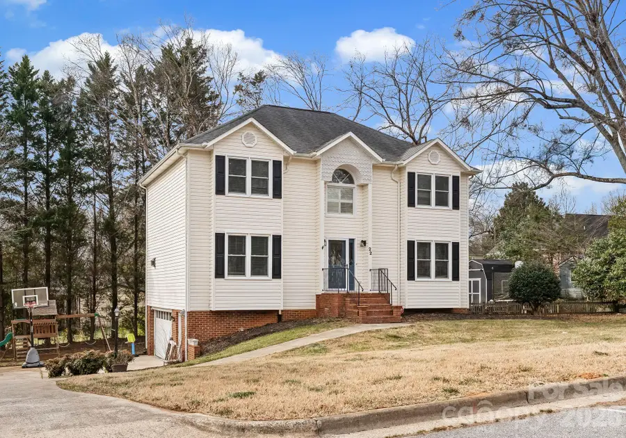 22 31st Avenue Court Ne, Hickory, NC 28601 - #2