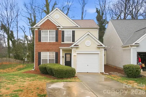 885 Autumn Rain Lane, Charlotte, NC 28209