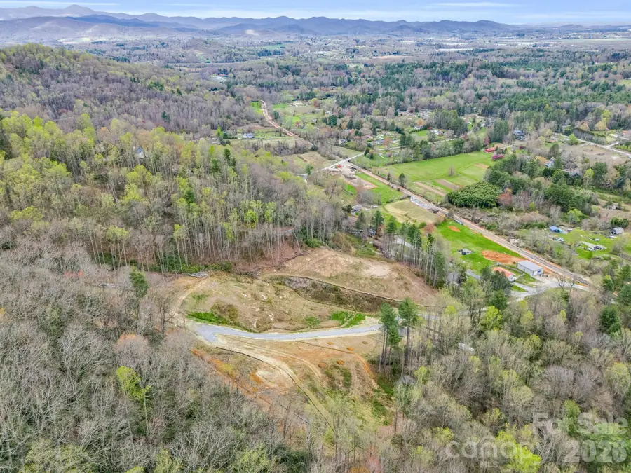 97 Yale Road, Hendersonville, NC 28739 - #3