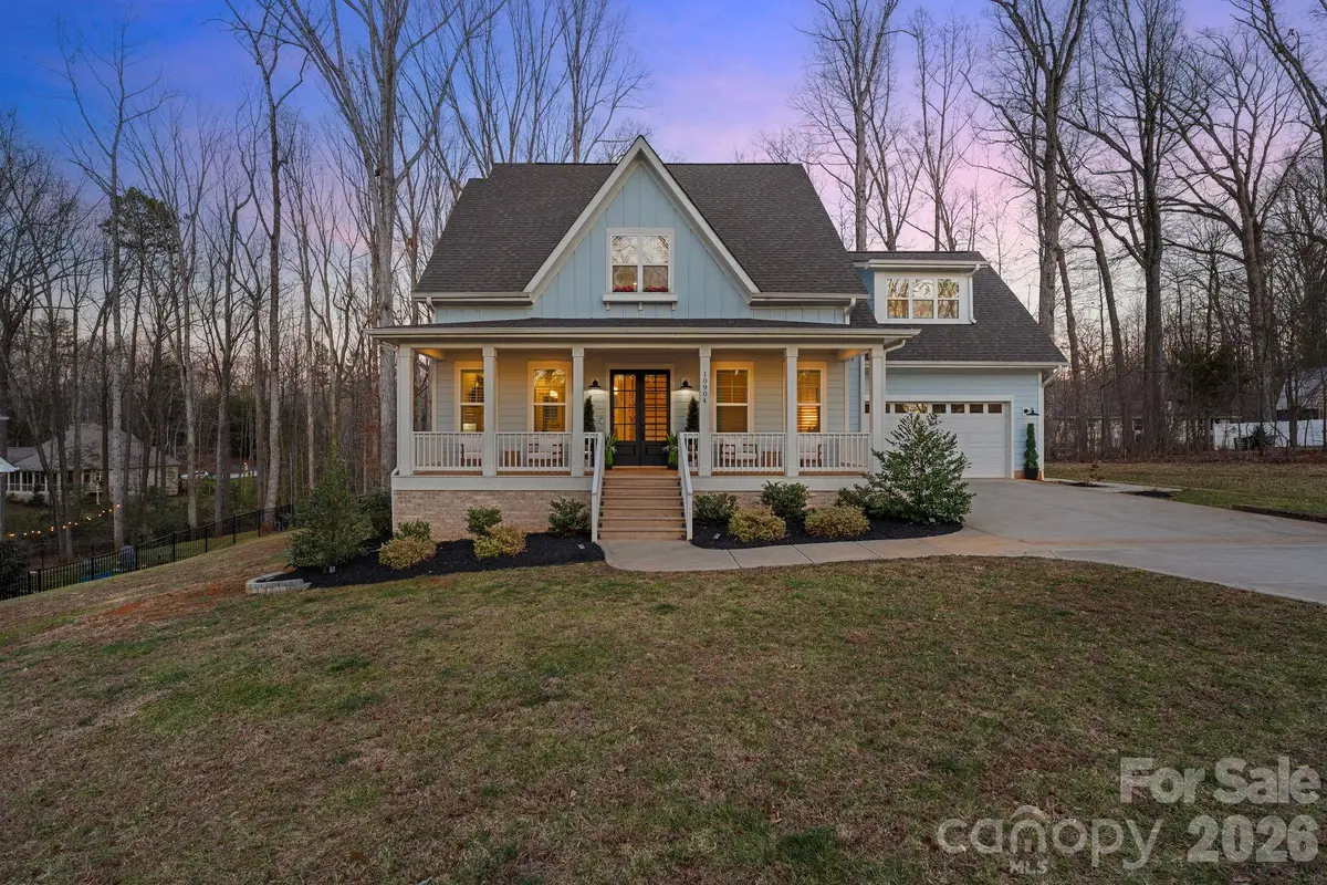 10904 Leyton Place, Charlotte, NC 28227 - #1