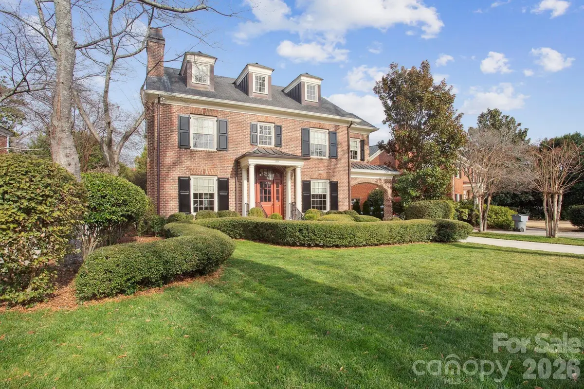 309 Hempstead Place, Charlotte, NC 28207 - #1