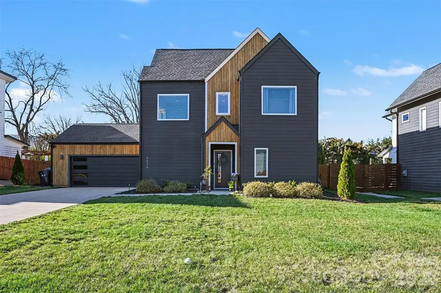 5024 Double Lakes Drive, Charlotte, NC 28212 - #2