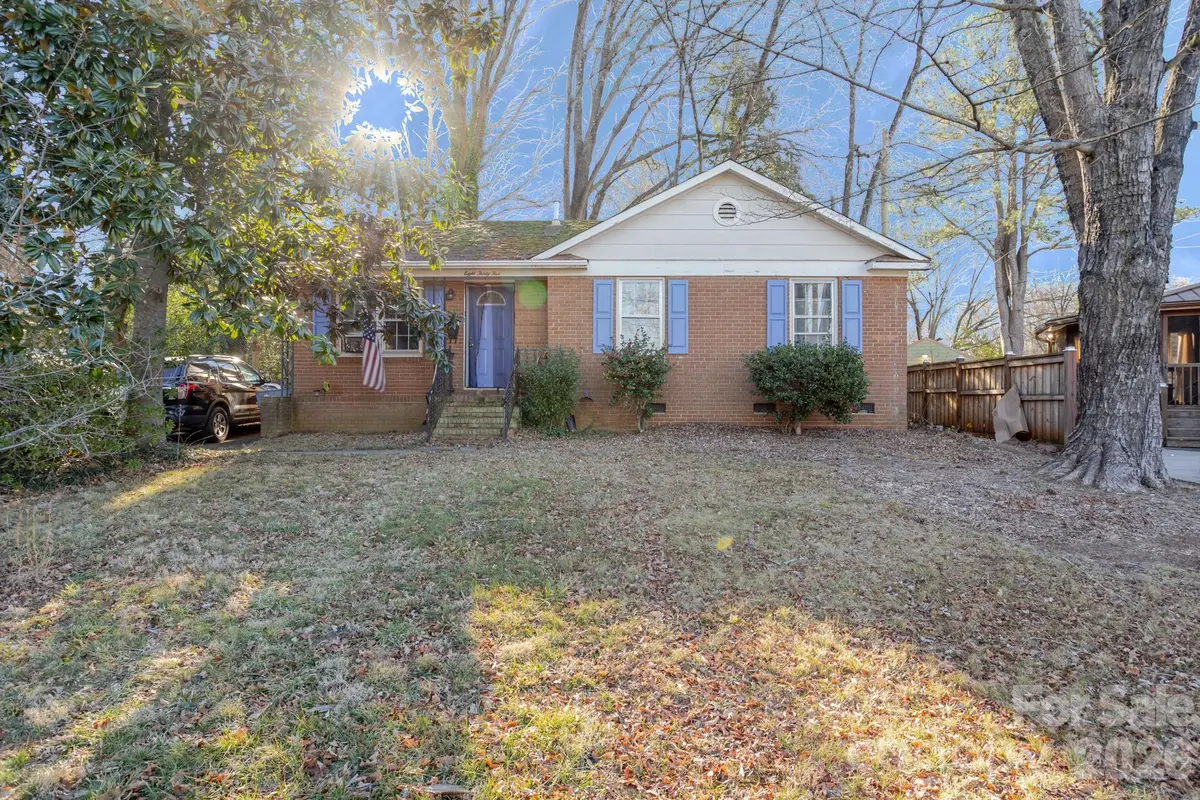 835 Ranch Road, Charlotte, NC 28208 - #1