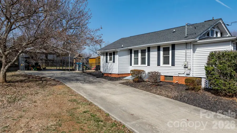 160 Elm Avenue, Hudson, NC 28638 - #3