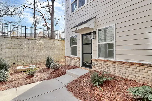 3804 Odom Way, Charlotte, NC 28208