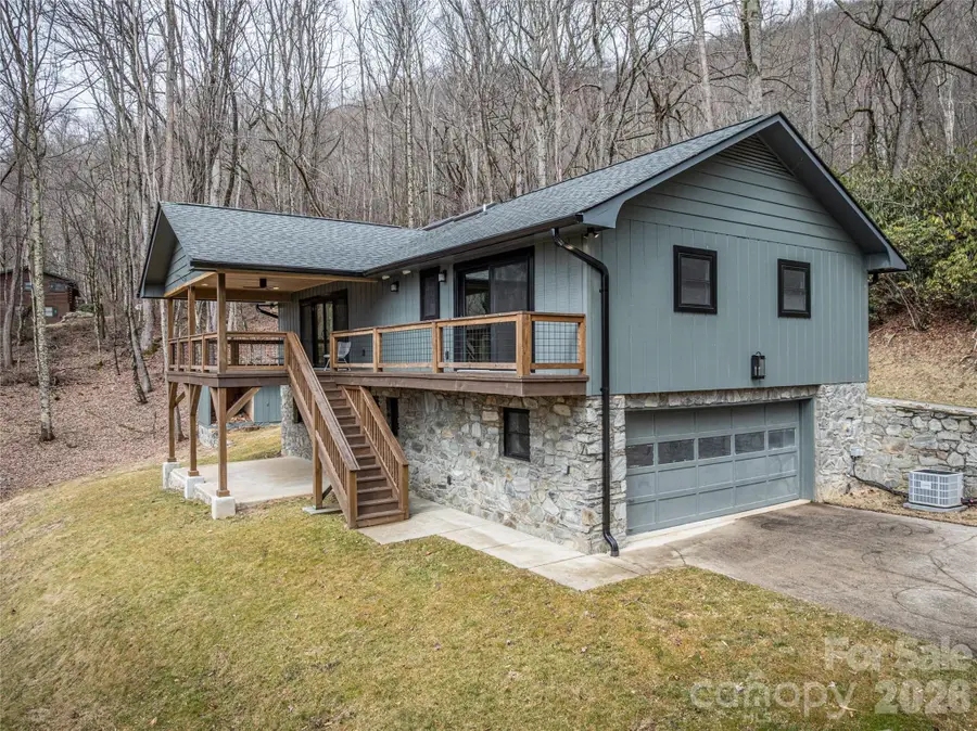 453 Friendly Acres Drive, Waynesville, NC 28786 - #2