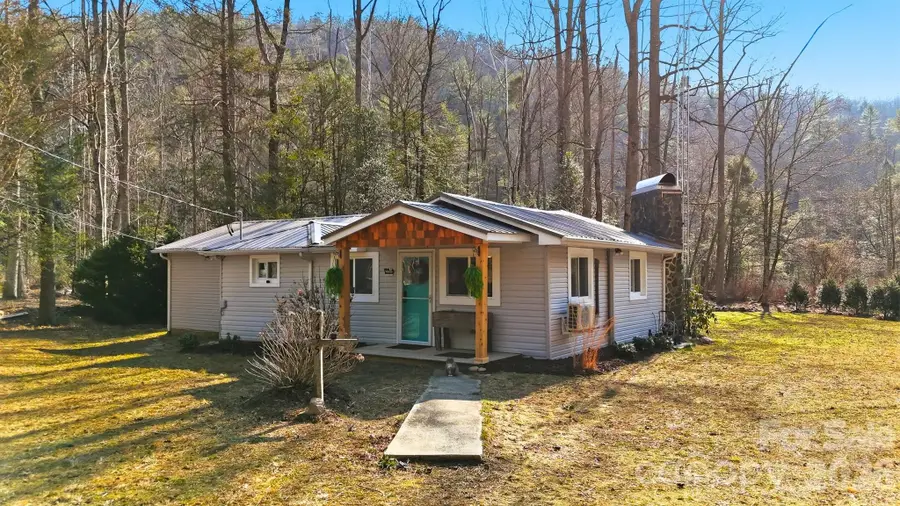 7495 Laurel Street, Collettsville, NC 28611 - #2