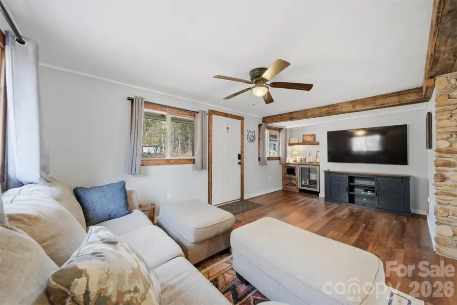 7495 Laurel Street, Collettsville, NC 28611 - #3