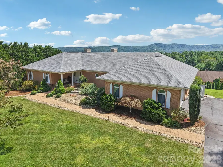 18 Thornapple Drive, Hendersonville, NC 28739 - #2